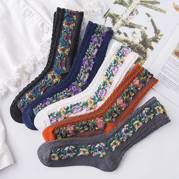 Дамски чорапи в ретро стил от чист памук, с цветен принтом Harajuku, Дълги памучни копринени чорапи с бродерия, чорапи със средна дължина