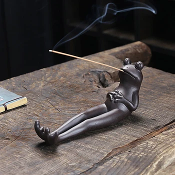 Поставка за ароматна пръчица със статуята на сладък жаби, керамична поставка за ароматни пръчици ръчно изработени, Модерна кадилница за тамян