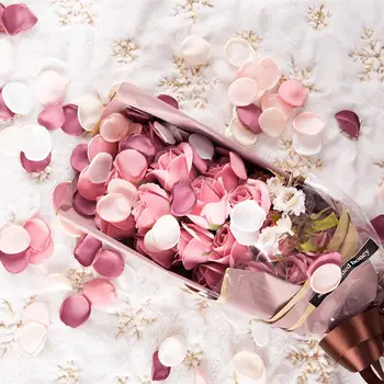 200шт Имитация на копринени листенца от рози, цветни Реалистични Меки изкуствени листенца за украса на десерти, украса преминаването на сватбена маса